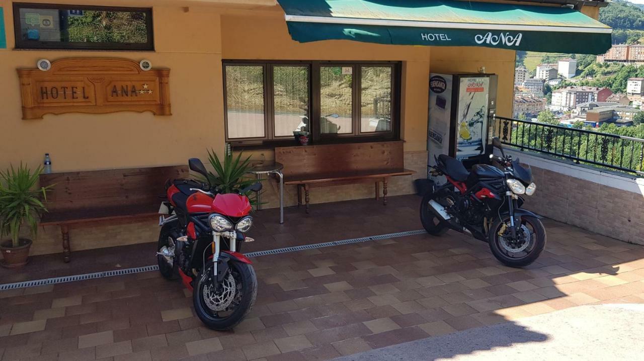 Hotel Ana Cangas De Narcea Εξωτερικό φωτογραφία